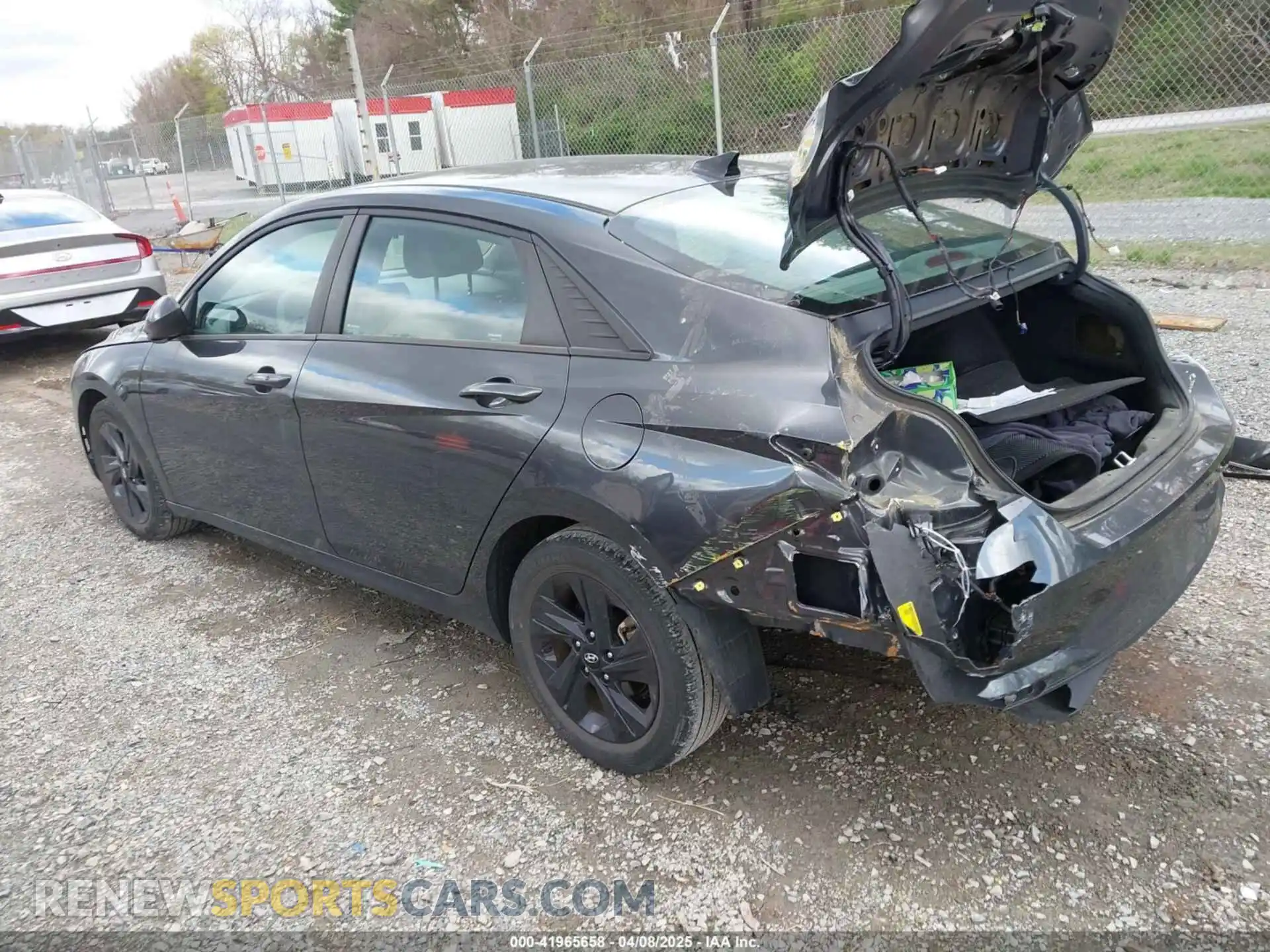 3 Photograph of a damaged car 5NPLM4AG2MH039718 HYUNDAI ELANTRA 2021