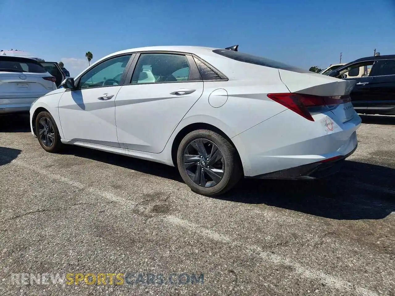 2 Photograph of a damaged car 5NPLM4AG3MH001575 HYUNDAI ELANTRA 2021
