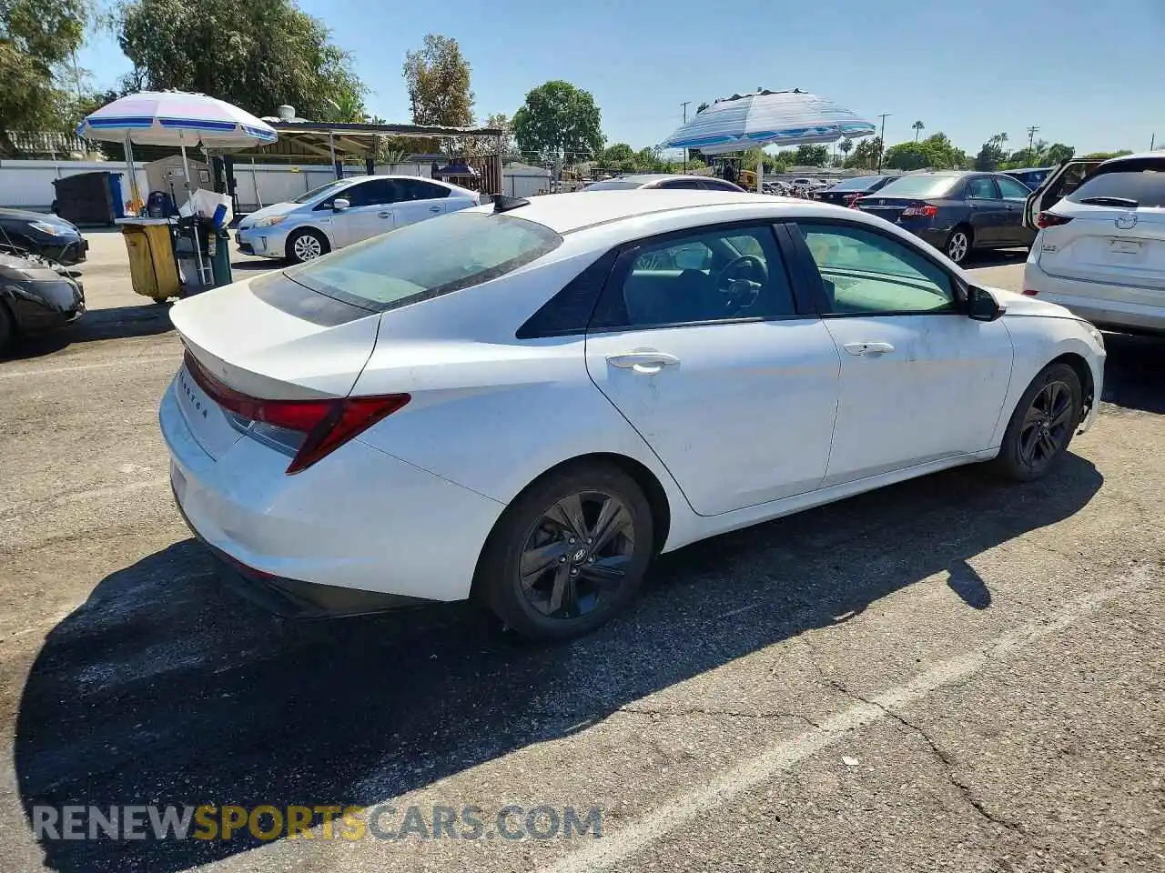 3 Photograph of a damaged car 5NPLM4AG3MH001575 HYUNDAI ELANTRA 2021