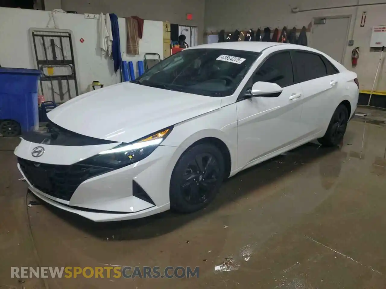 1 Photograph of a damaged car 5NPLM4AG3MH008056 HYUNDAI ELANTRA 2021