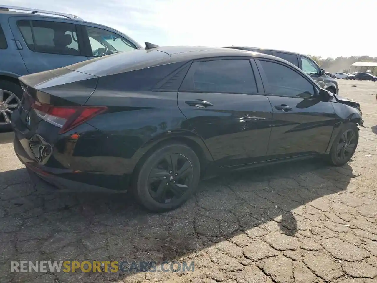3 Photograph of a damaged car 5NPLM4AG3MH021647 HYUNDAI ELANTRA 2021