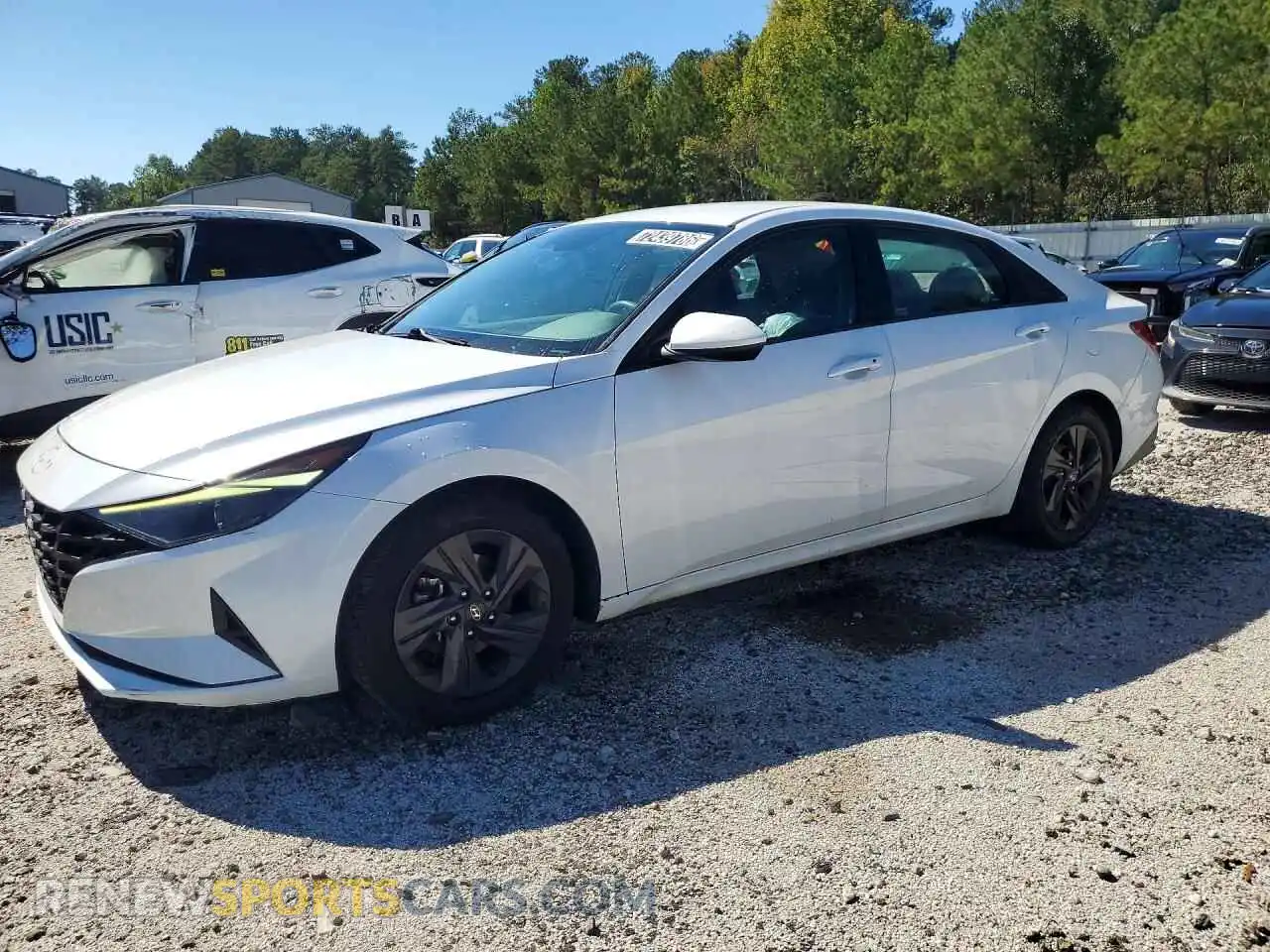 1 Photograph of a damaged car 5NPLM4AG3MH022376 HYUNDAI ELANTRA 2021
