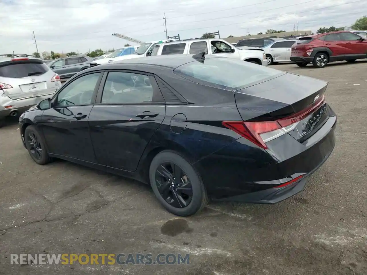 2 Photograph of a damaged car 5NPLM4AG4MH003335 HYUNDAI ELANTRA 2021