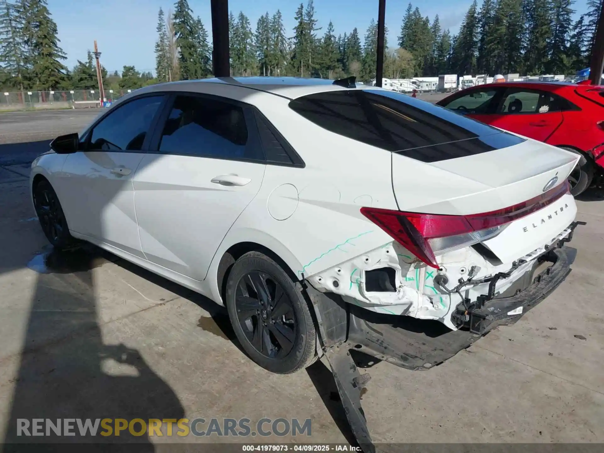 3 Photograph of a damaged car 5NPLM4AG4MH011970 HYUNDAI ELANTRA 2021