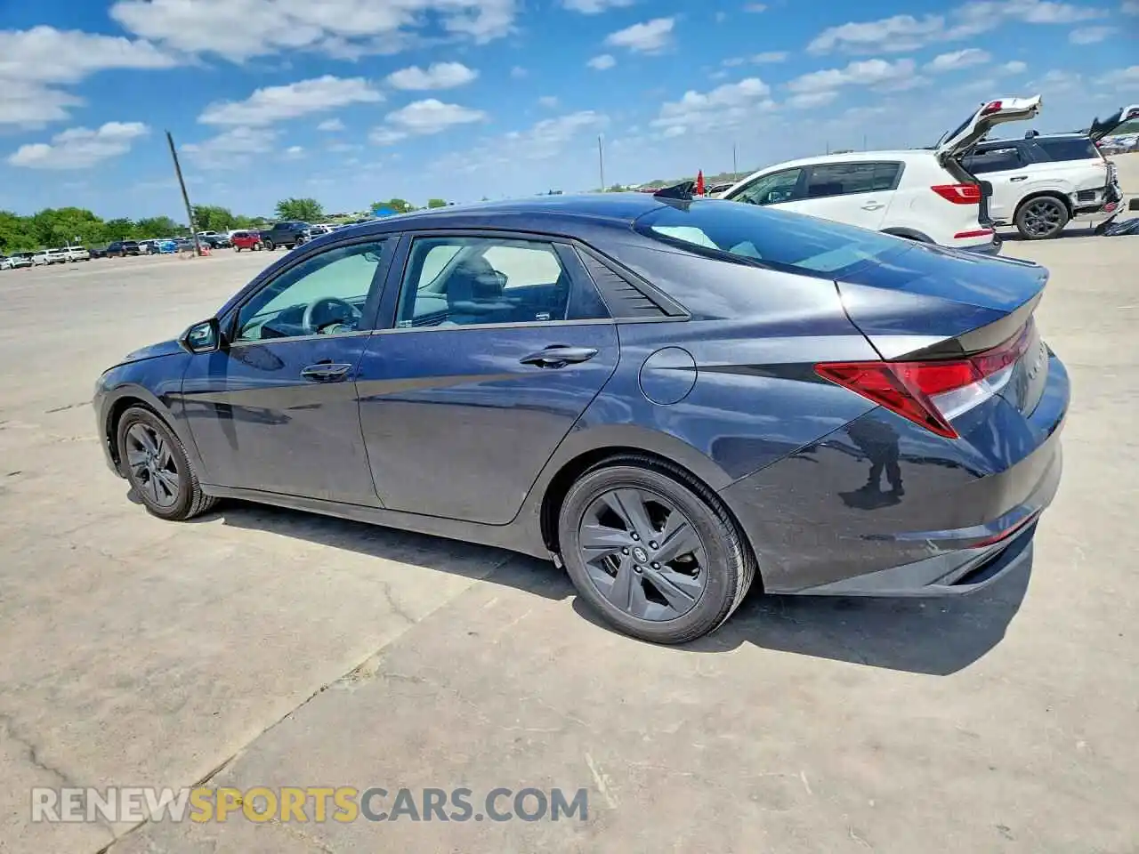 2 fotografías del automóvil dañado 5NPLM4AG4MH027604 HYUNDAI ELANTRA 2021