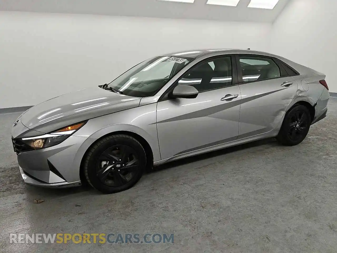 1 Photograph of a damaged car 5NPLM4AG4MH030227 HYUNDAI ELANTRA 2021