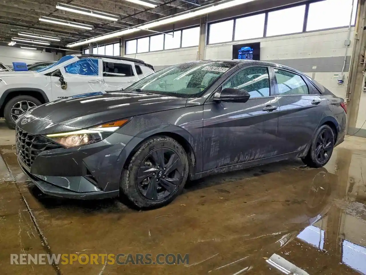 1 Photograph of a damaged car 5NPLM4AG4MH035847 HYUNDAI ELANTRA 2021