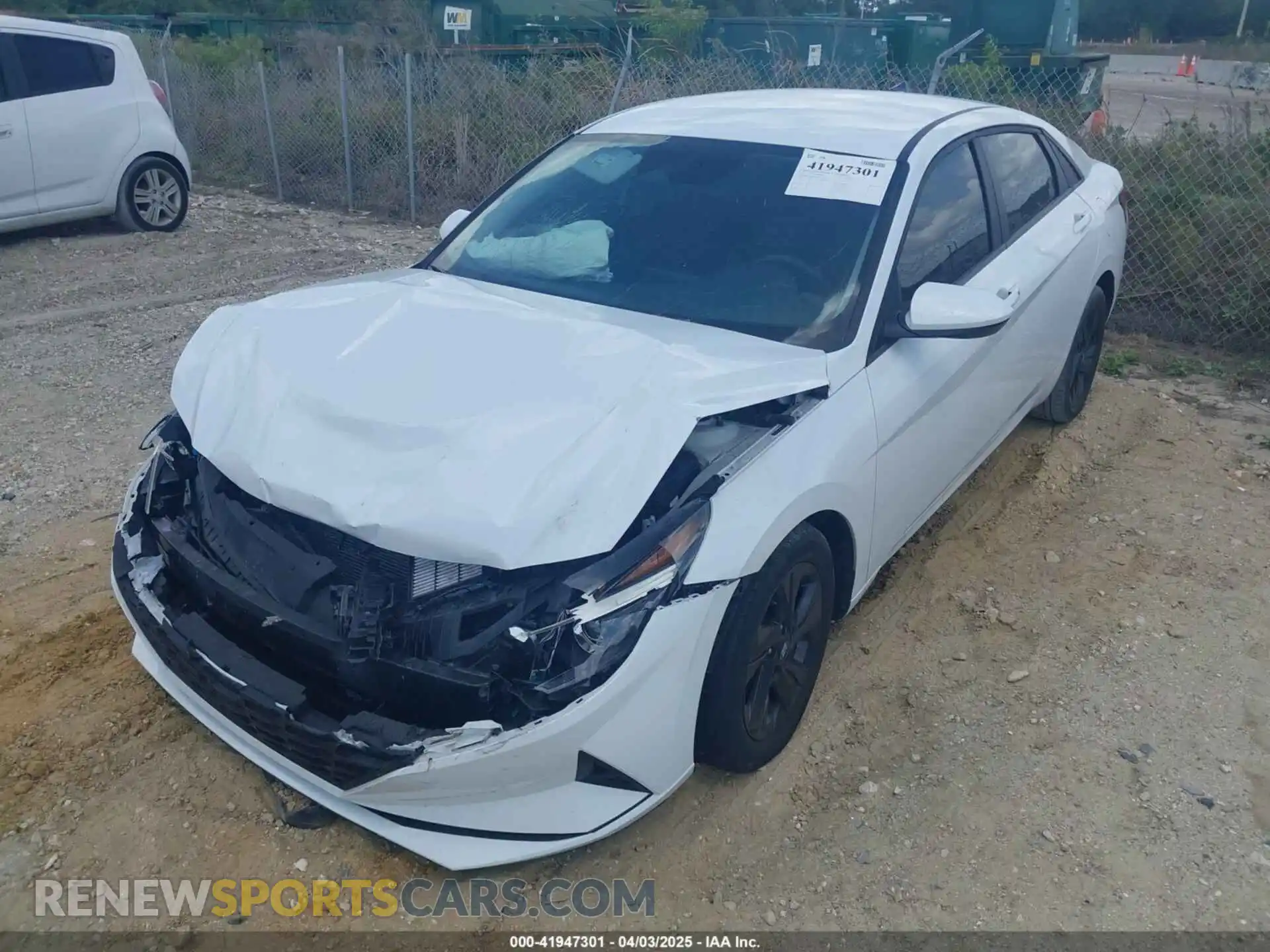 2 Photograph of a damaged car 5NPLM4AG5MH022282 HYUNDAI ELANTRA 2021