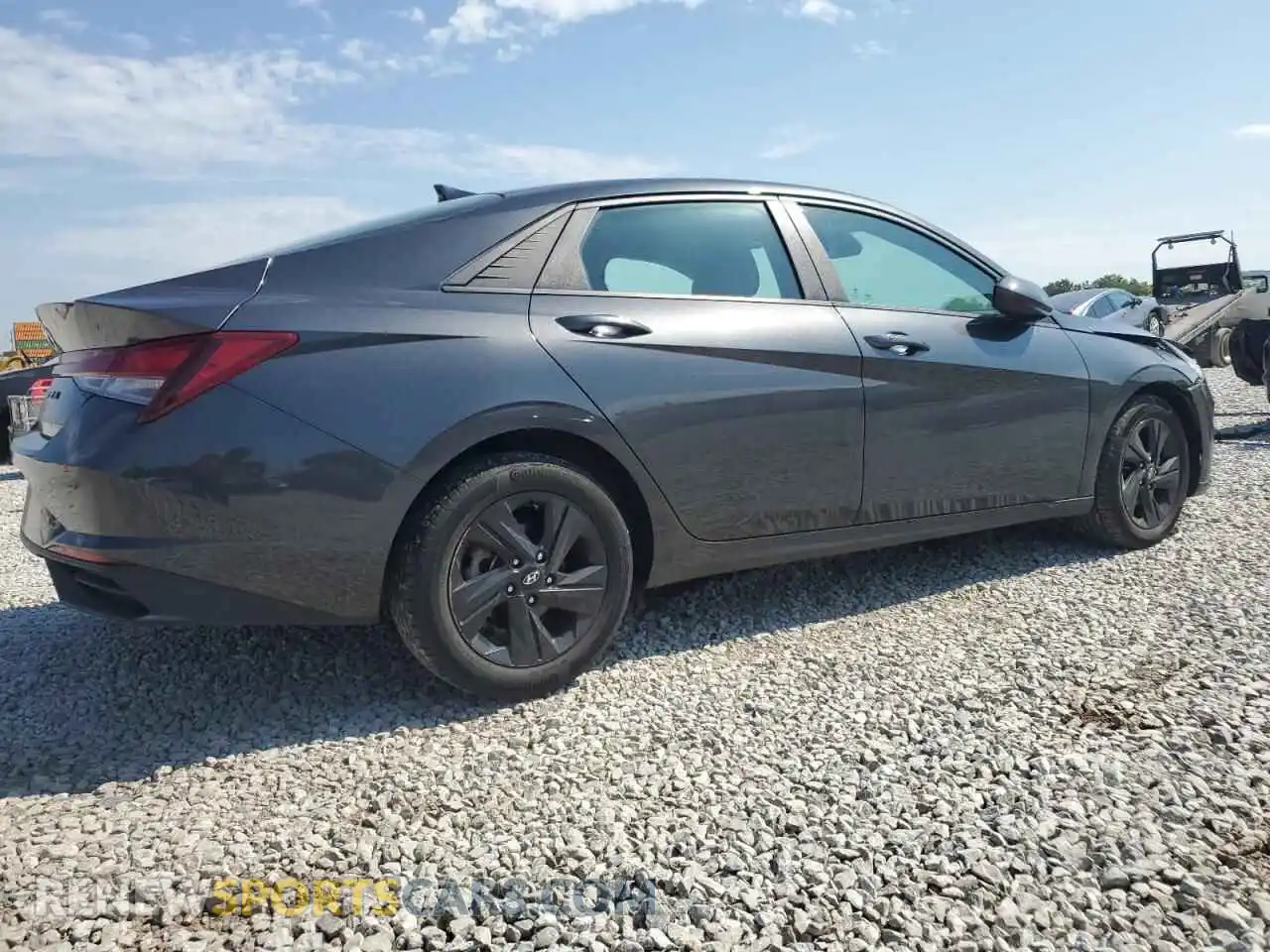 3 Photograph of a damaged car 5NPLM4AG5MH026266 HYUNDAI ELANTRA 2021
