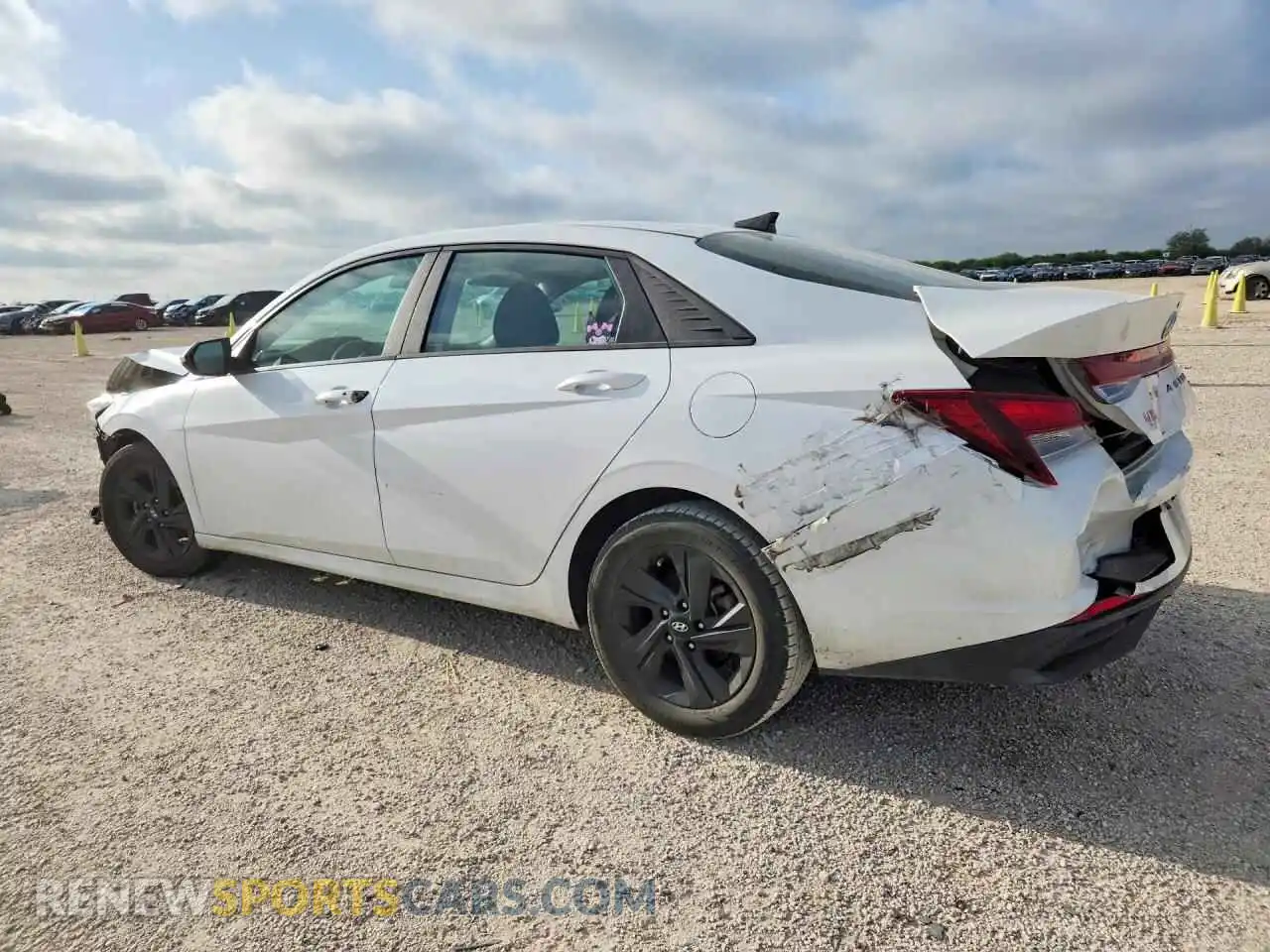 2 Photograph of a damaged car 5NPLM4AG5MH051149 HYUNDAI ELANTRA 2021