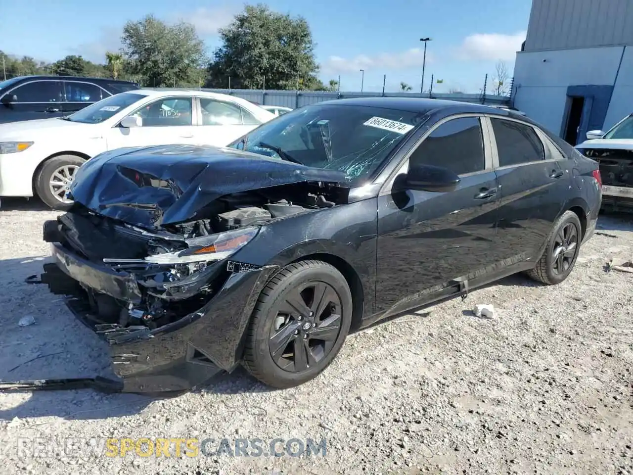 1 Photograph of a damaged car 5NPLM4AG6MH019892 HYUNDAI ELANTRA 2021