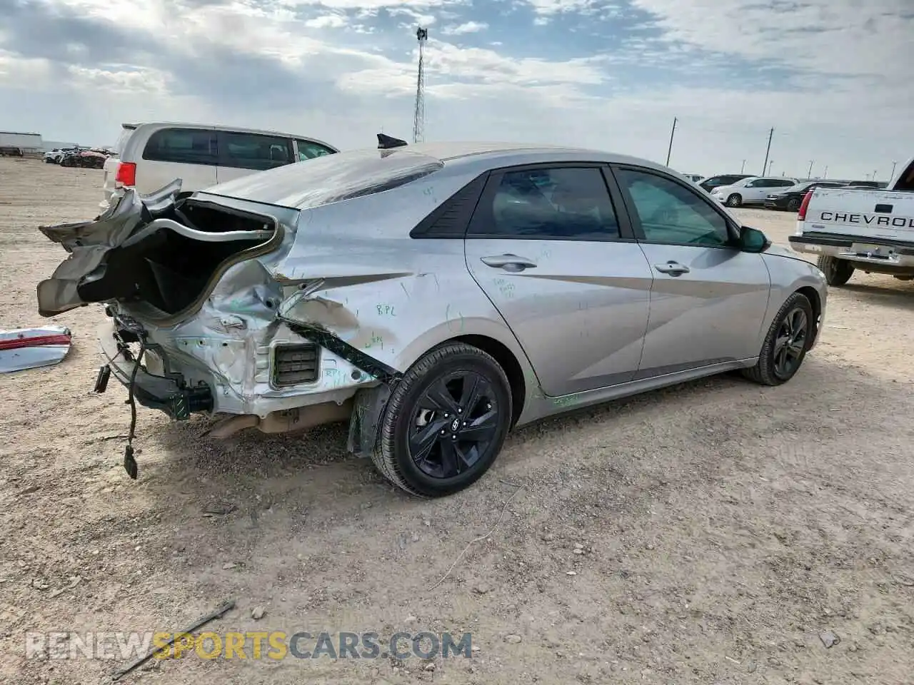 3 fotografías del automóvil dañado 5NPLM4AG6MH039320 HYUNDAI ELANTRA 2021