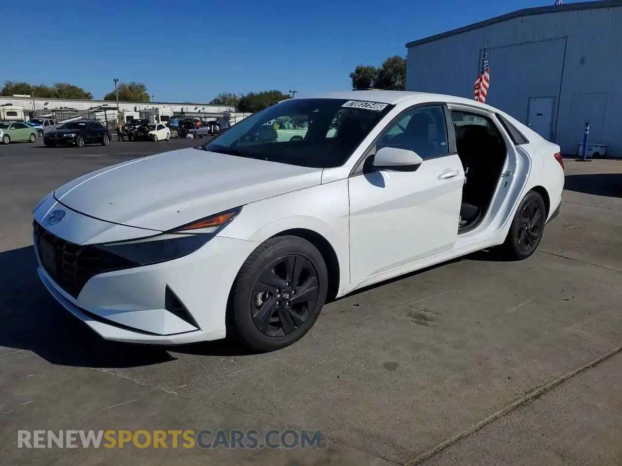 1 Photograph of a damaged car 5NPLM4AG7MH006861 HYUNDAI ELANTRA 2021