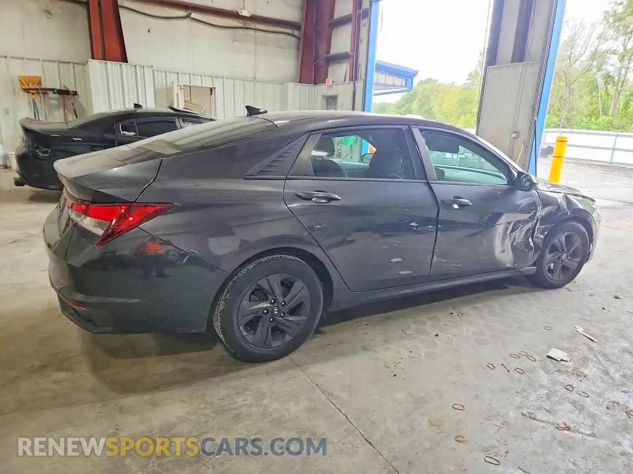 3 Photograph of a damaged car 5NPLM4AG7MH044784 HYUNDAI ELANTRA 2021