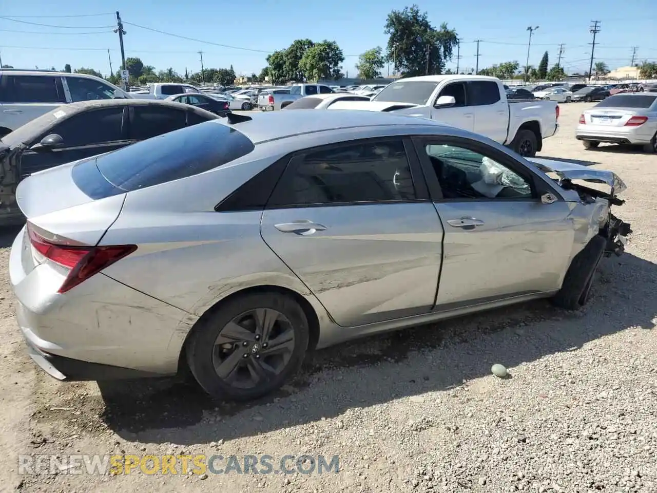 3 fotografías del automóvil dañado 5NPLM4AG7MH052240 HYUNDAI ELANTRA 2021