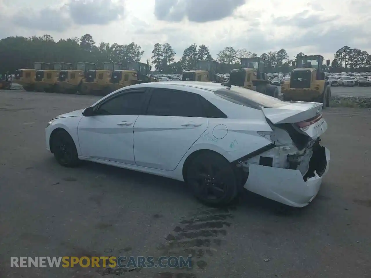 2 fotografías del automóvil dañado 5NPLM4AG8MH007274 HYUNDAI ELANTRA 2021