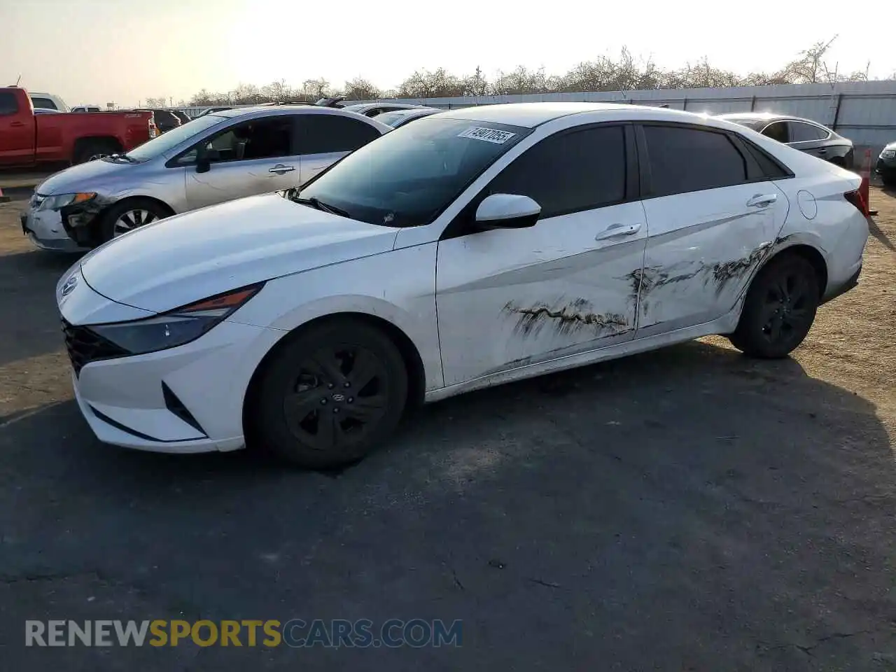1 Photograph of a damaged car 5NPLM4AG8MH007372 HYUNDAI ELANTRA 2021