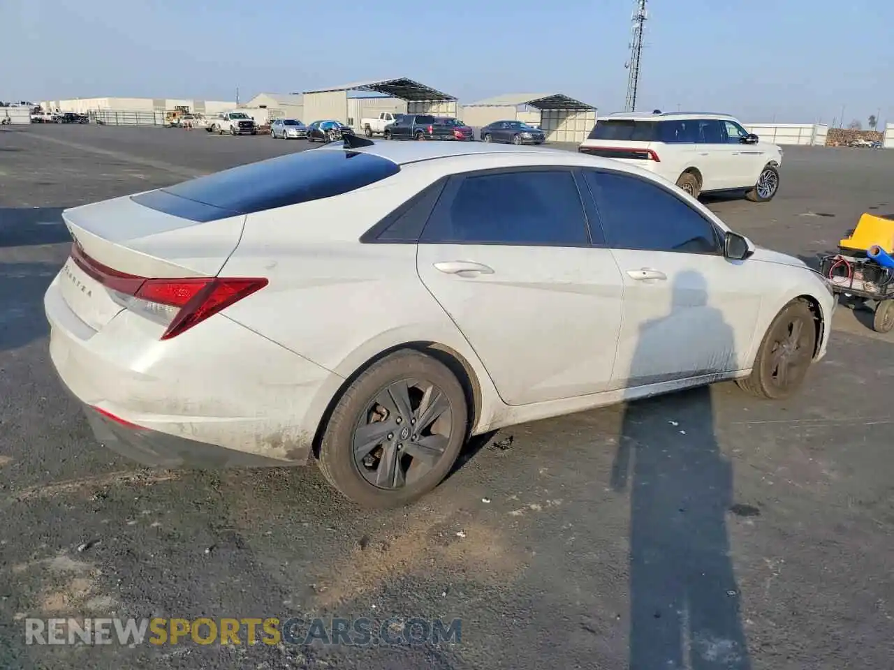 3 Photograph of a damaged car 5NPLM4AG8MH007372 HYUNDAI ELANTRA 2021