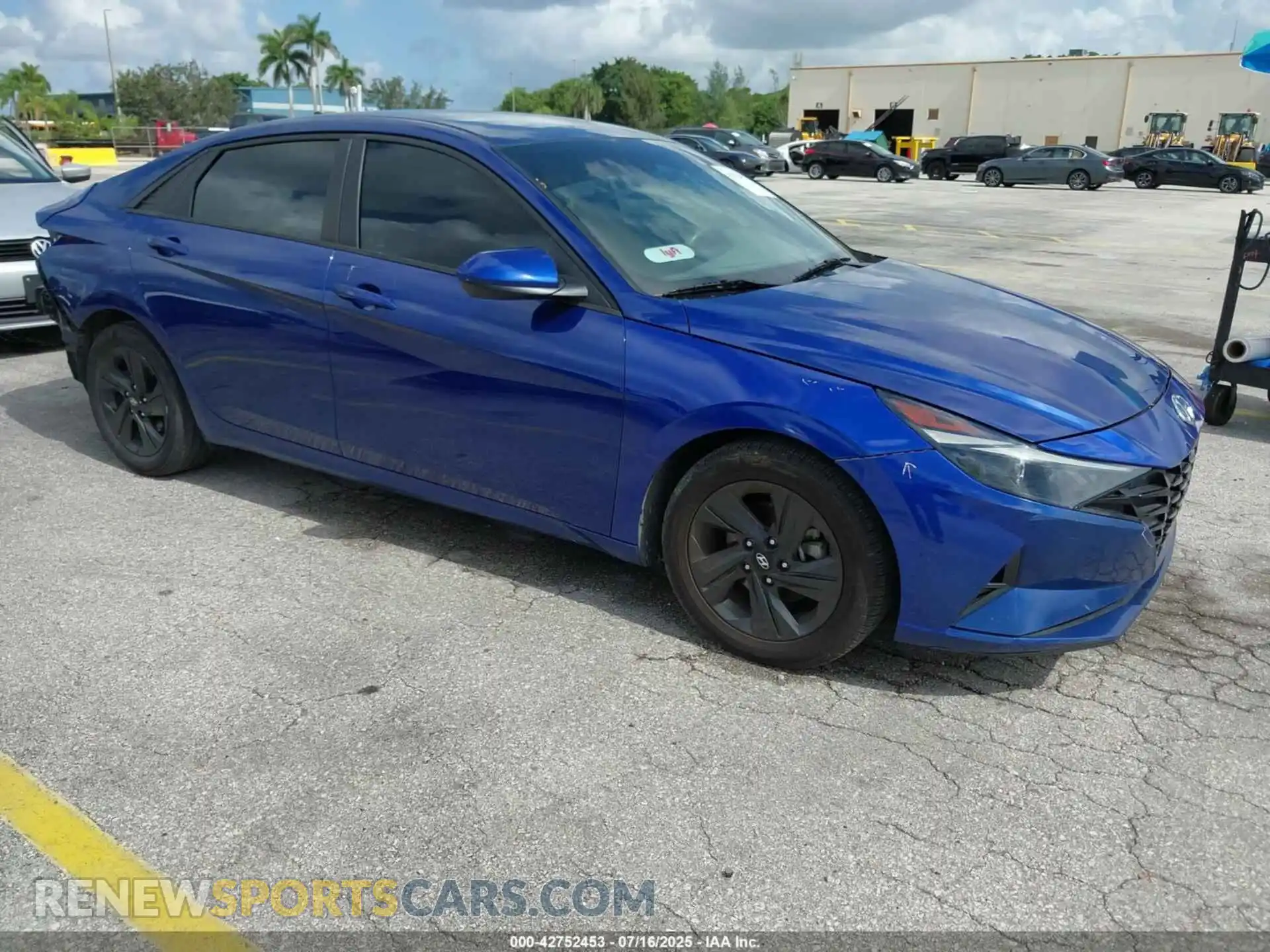1 Photograph of a damaged car 5NPLM4AG8MH007775 HYUNDAI ELANTRA 2021