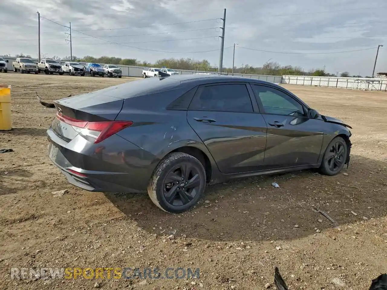3 Photograph of a damaged car 5NPLM4AG8MH025581 HYUNDAI ELANTRA 2021