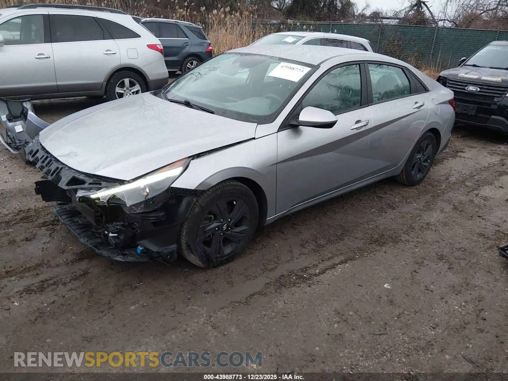 2 Photograph of a damaged car 5NPLM4AG8MH039562 HYUNDAI ELANTRA 2021