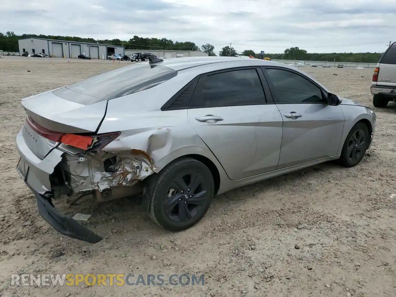 3 Photograph of a damaged car 5NPLM4AG9MH008109 HYUNDAI ELANTRA 2021