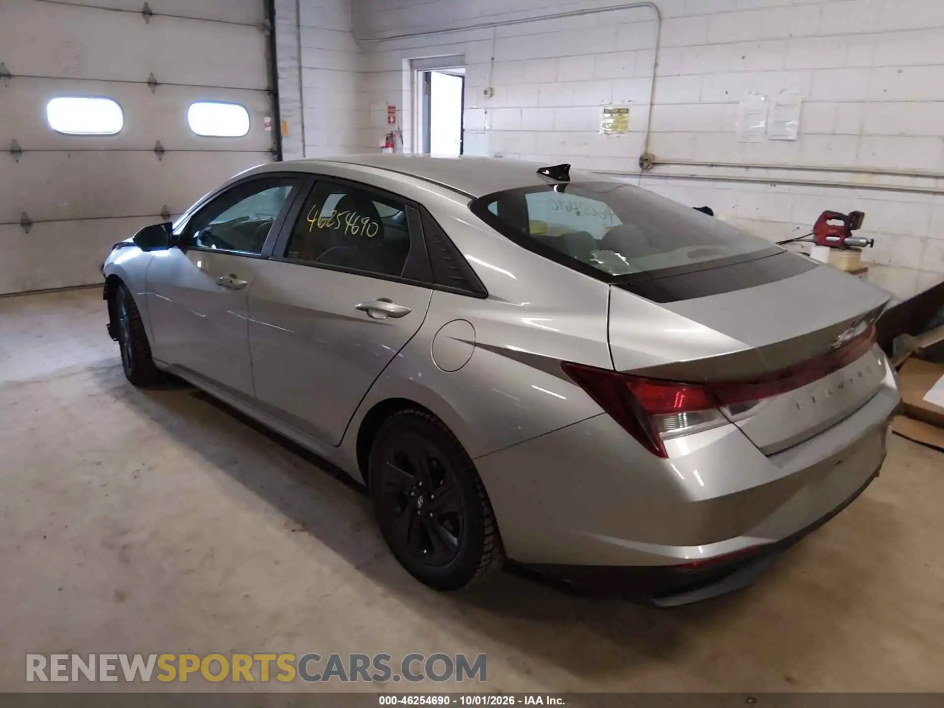 3 Photograph of a damaged car 5NPLM4AG9MH011270 HYUNDAI ELANTRA 2021