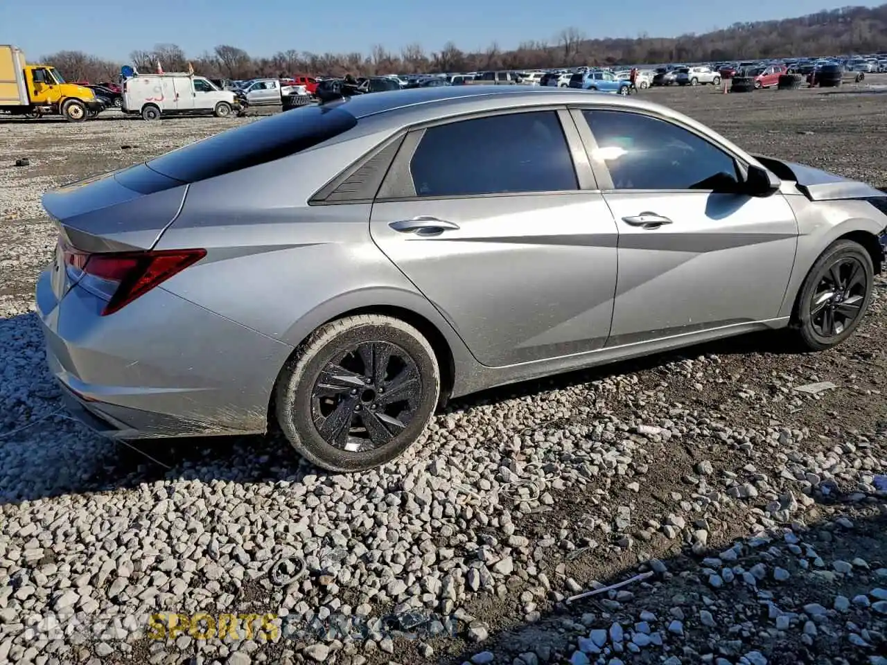 3 Photograph of a damaged car 5NPLM4AG9MH024326 HYUNDAI ELANTRA 2021