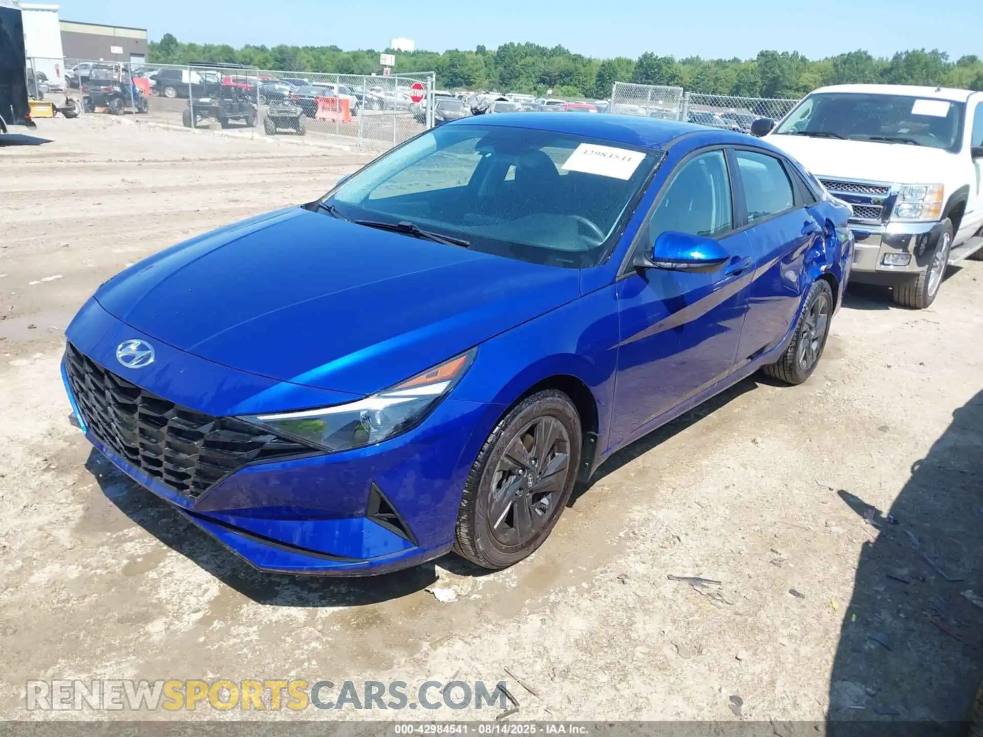 2 Photograph of a damaged car 5NPLM4AG9MH025038 HYUNDAI ELANTRA 2021