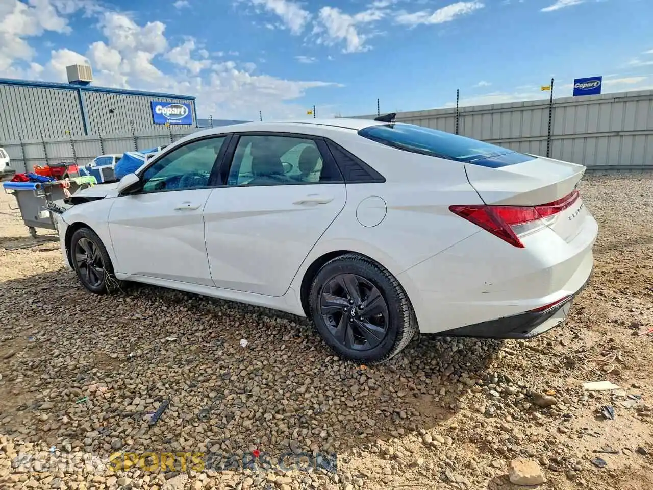 2 fotografías del automóvil dañado 5NPLM4AG9MH025847 HYUNDAI ELANTRA 2021