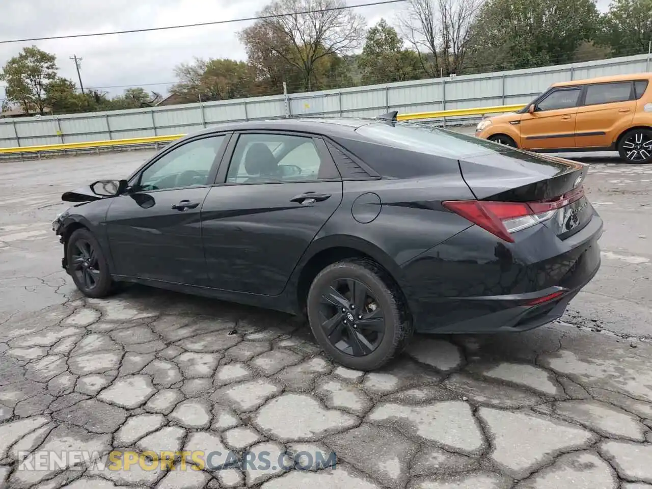 2 Photograph of a damaged car 5NPLM4AG9MH038484 HYUNDAI ELANTRA 2021