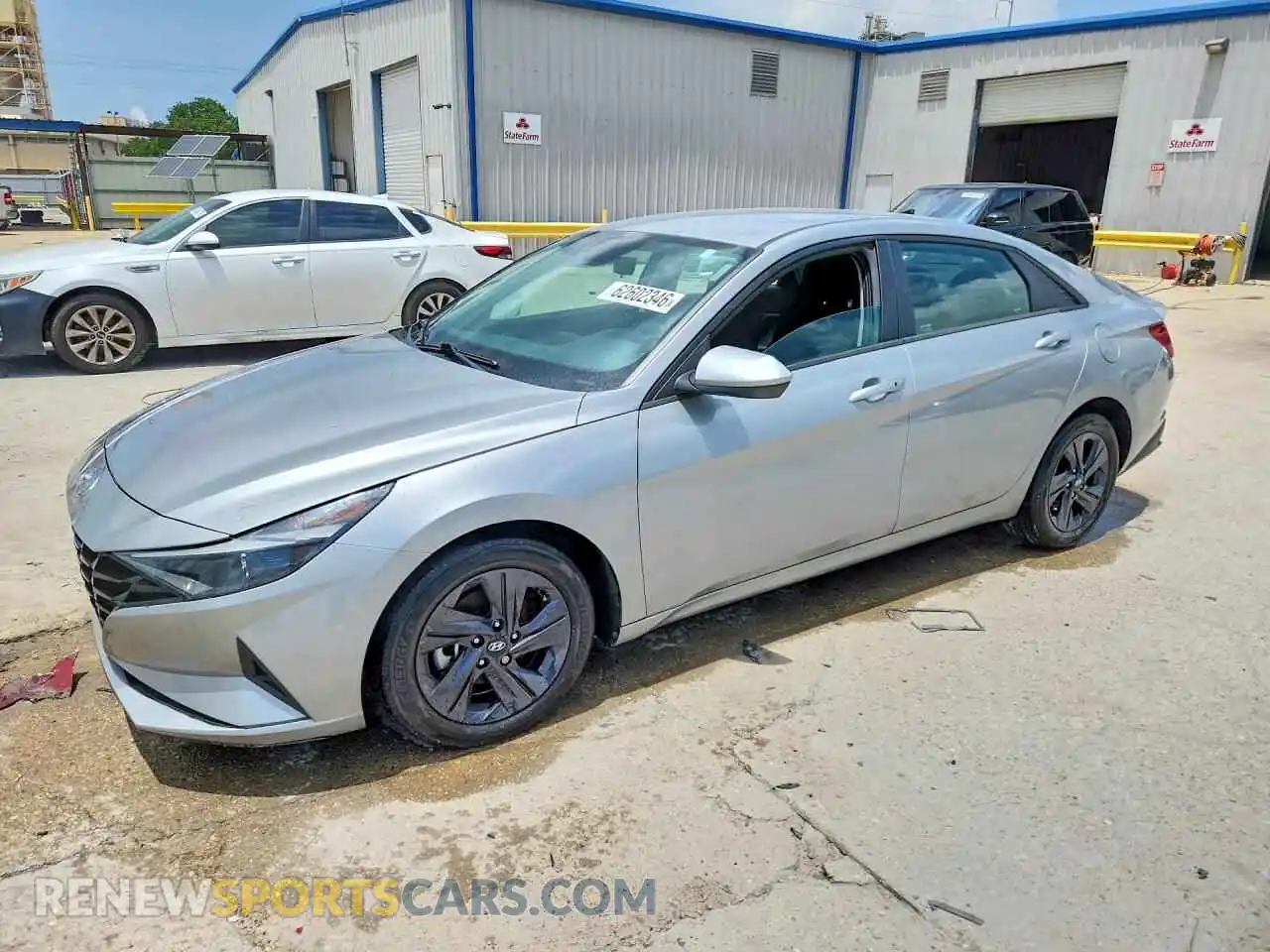 1 Photograph of a damaged car 5NPLM4AGXMH032385 HYUNDAI ELANTRA 2021