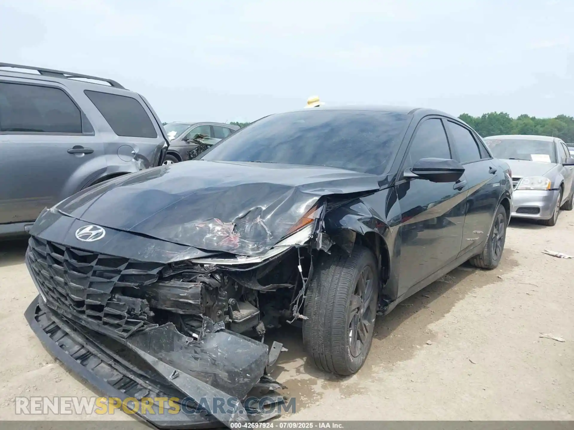 2 Фотография поврежденного автомобиля 5NPLM4AGXMH038302 HYUNDAI ELANTRA 2021