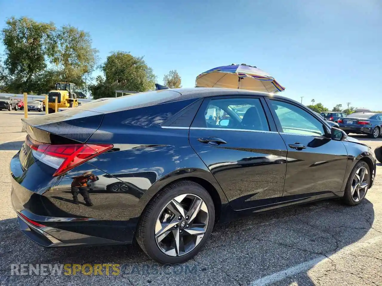 3 Photograph of a damaged car 5NPLN4AG8MH023407 HYUNDAI ELANTRA 2021