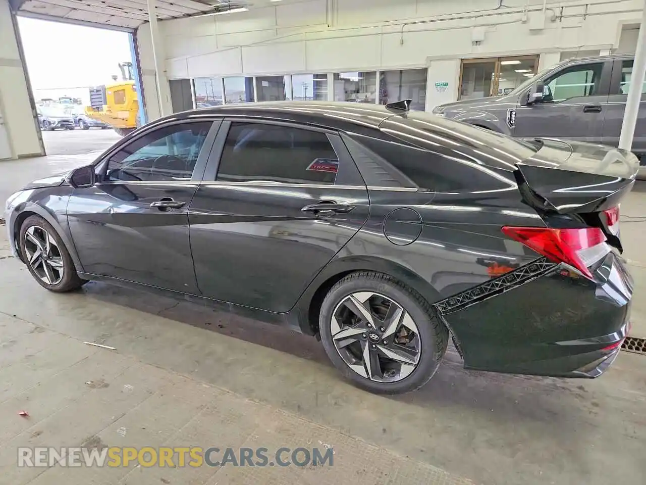 2 Photograph of a damaged car 5NPLN4AG9MH024727 HYUNDAI ELANTRA 2021