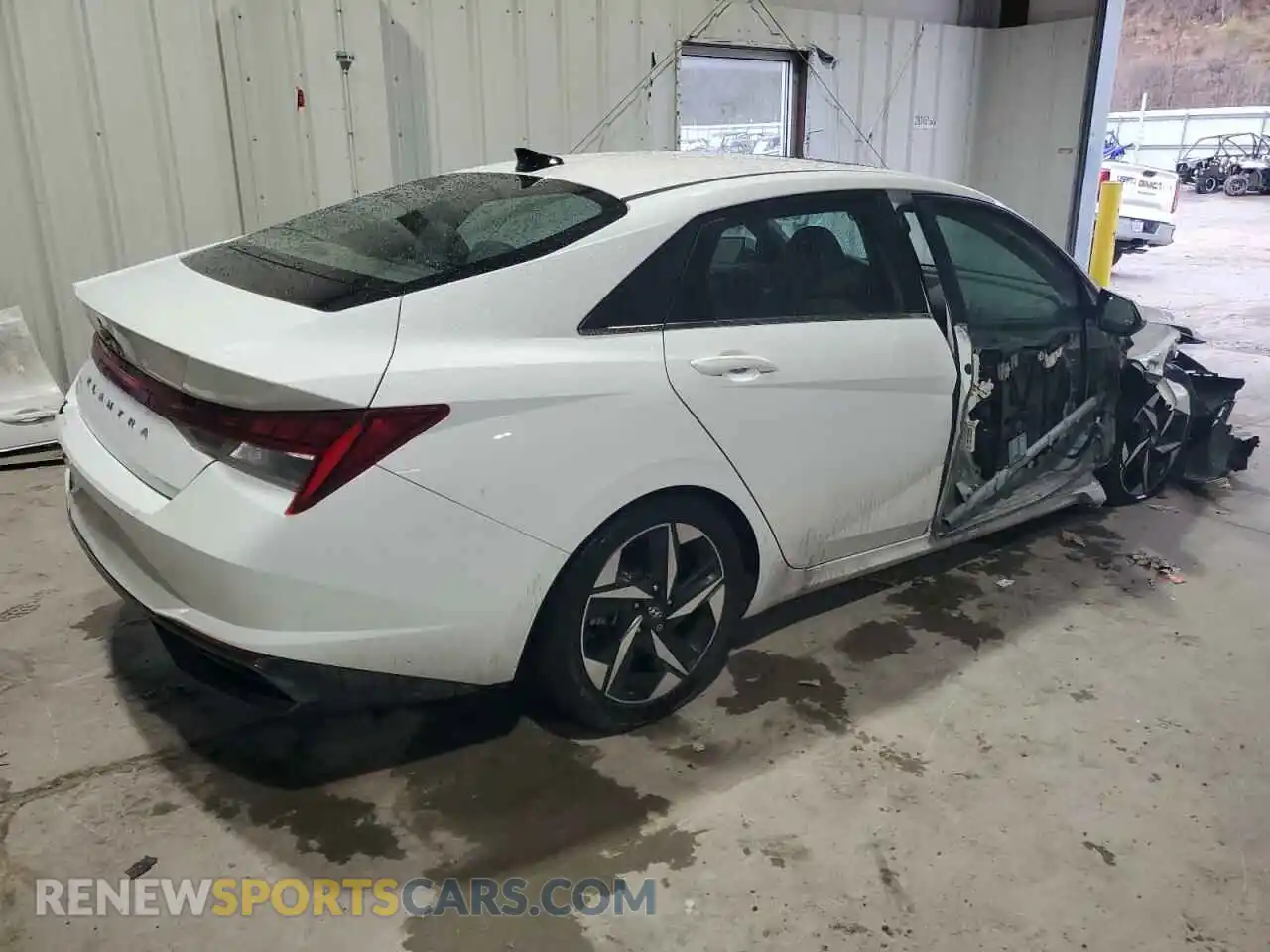3 Photograph of a damaged car 5NPLN4AGXMH014398 HYUNDAI ELANTRA 2021