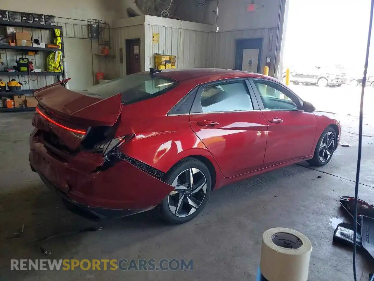 3 Photograph of a damaged car 5NPLN4AGXMH028642 HYUNDAI ELANTRA 2021