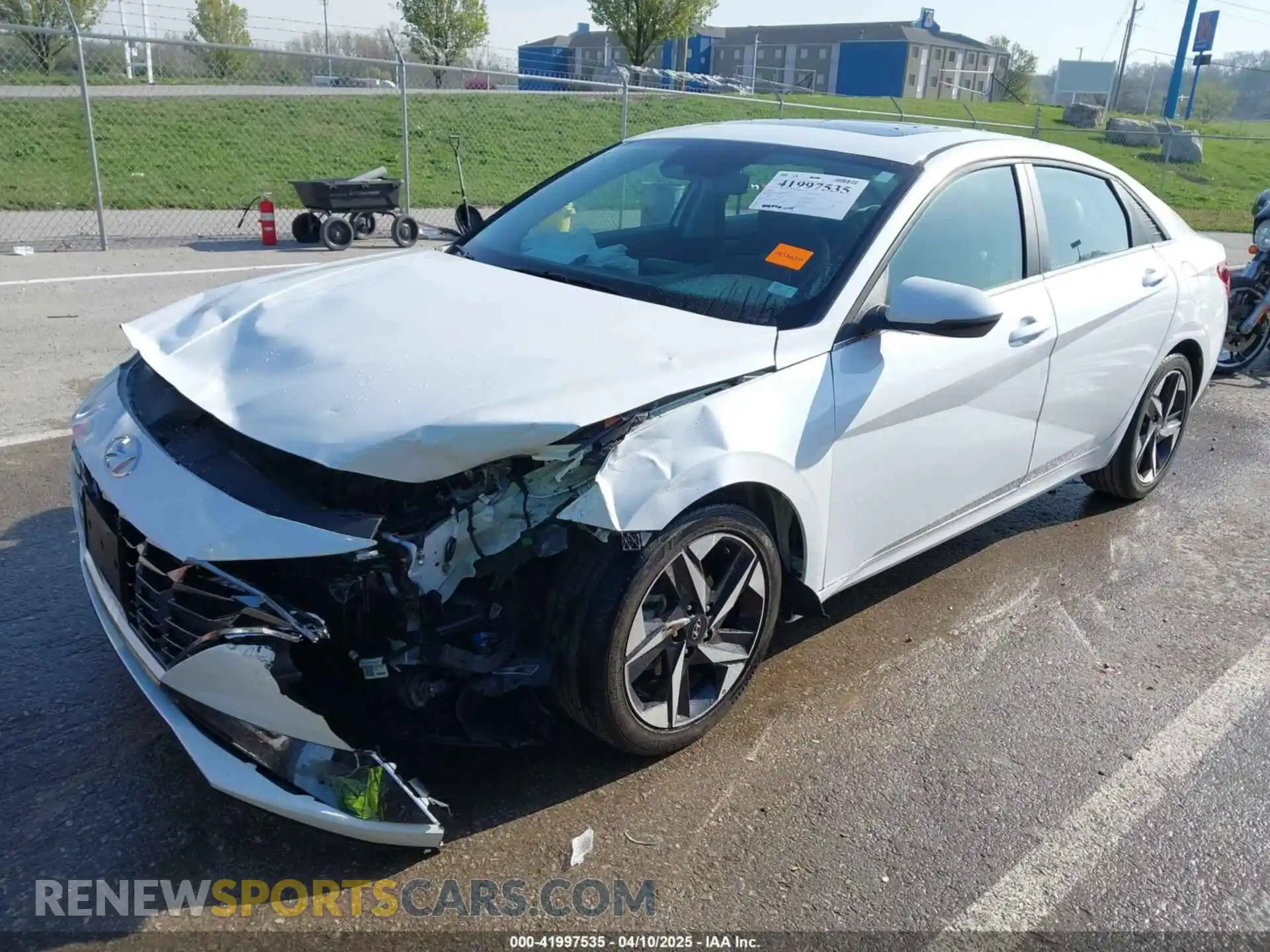 2 Photograph of a damaged car 5NPLP4AG0MH020950 HYUNDAI ELANTRA 2021