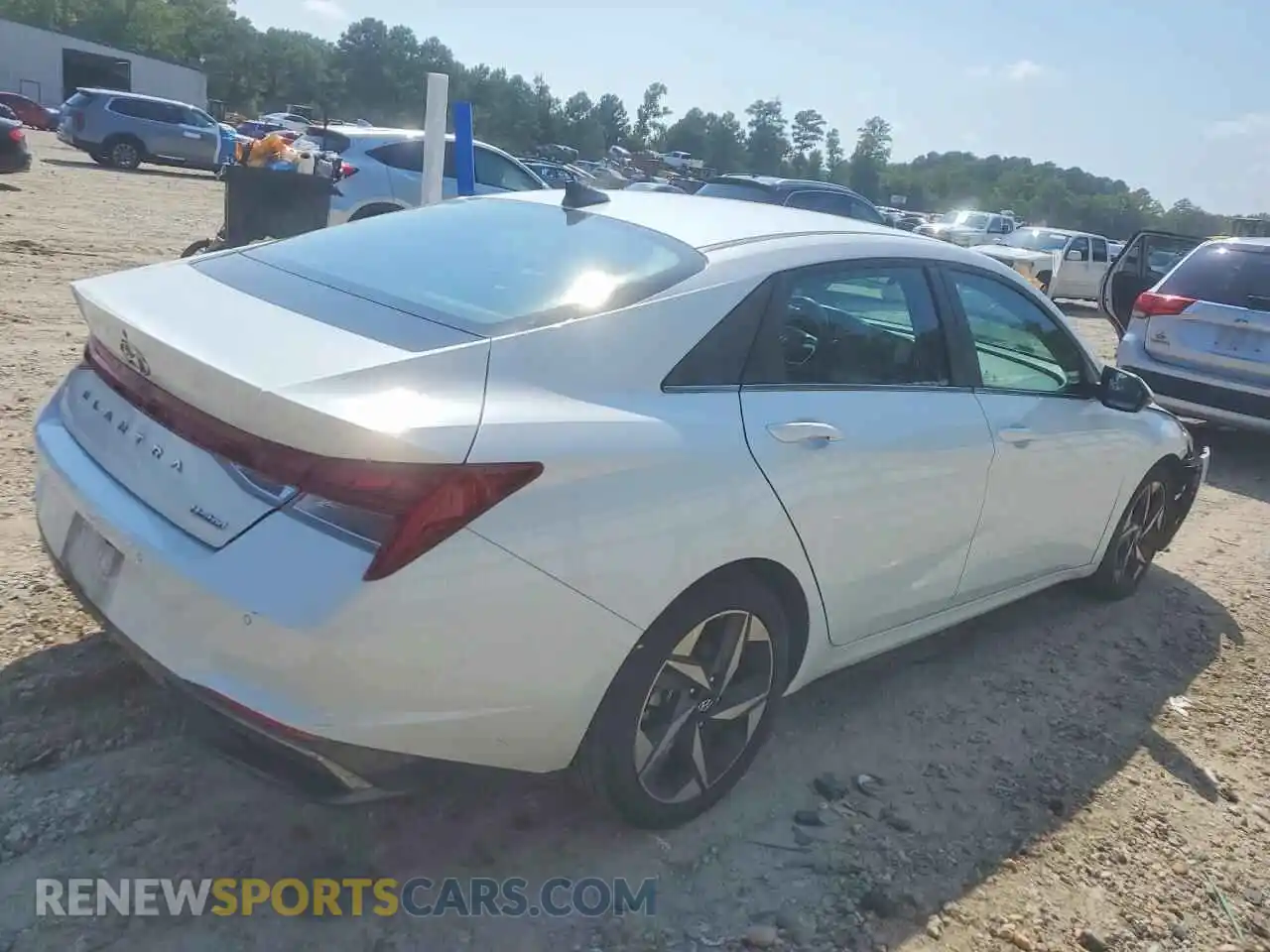 3 Photograph of a damaged car 5NPLP4AG1MH004904 HYUNDAI ELANTRA 2021