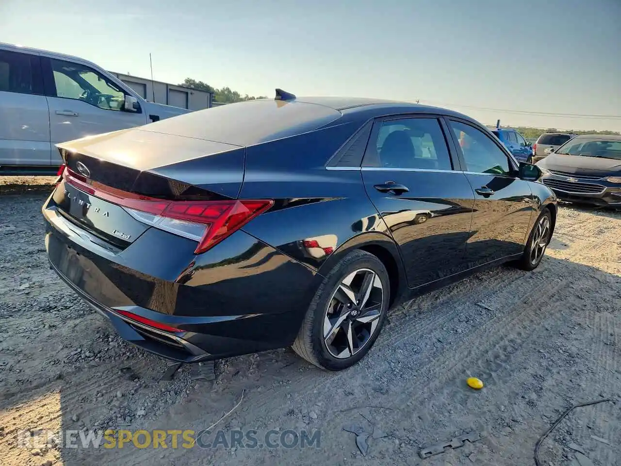 3 Photograph of a damaged car 5NPLP4AG6MH031774 HYUNDAI ELANTRA 2021