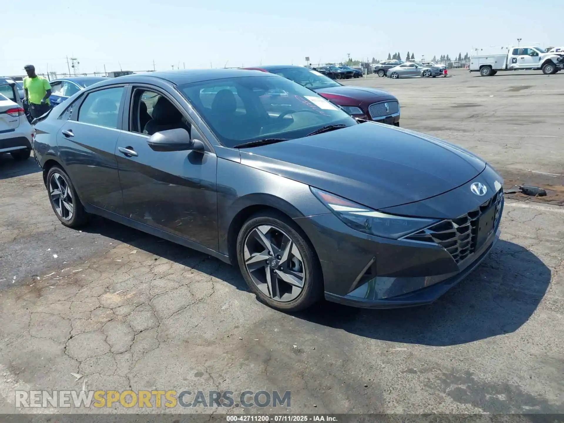 1 Photograph of a damaged car 5NPLP4AG9MH024107 HYUNDAI ELANTRA 2021