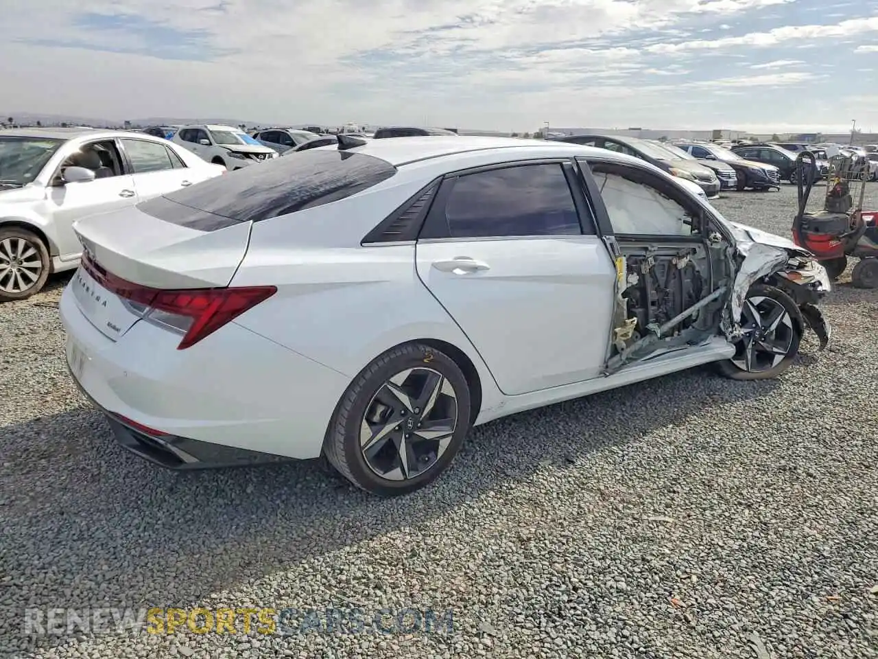 3 Photograph of a damaged car 5NPLP4AGXMH020650 HYUNDAI ELANTRA 2021