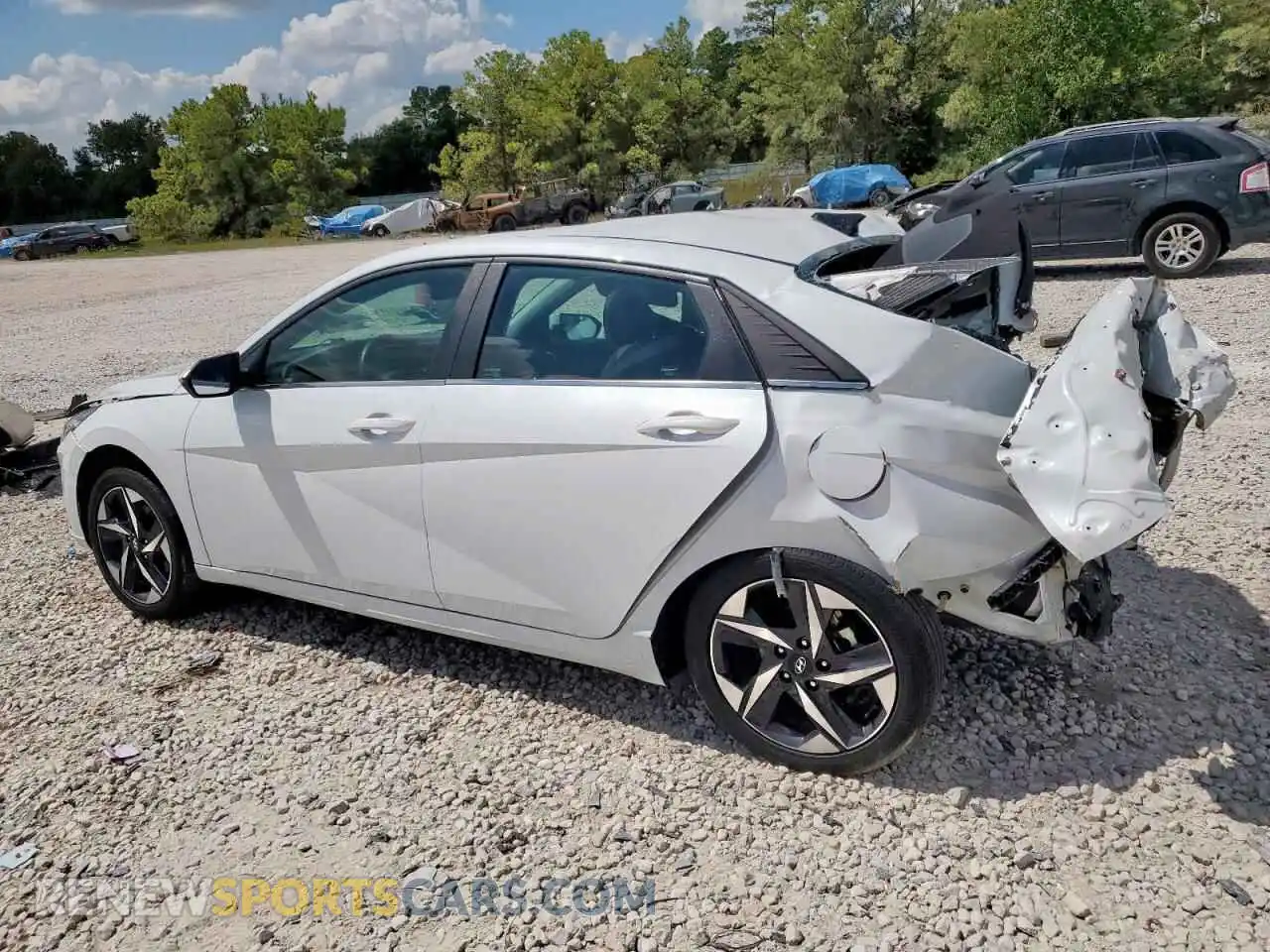 2 Photograph of a damaged car 5NPLP4AGXMH031440 HYUNDAI ELANTRA 2021