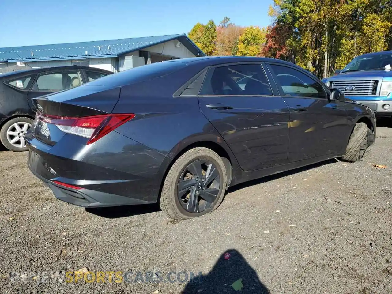 3 Photograph of a damaged car 5NPLS4AG0MH011406 HYUNDAI ELANTRA 2021
