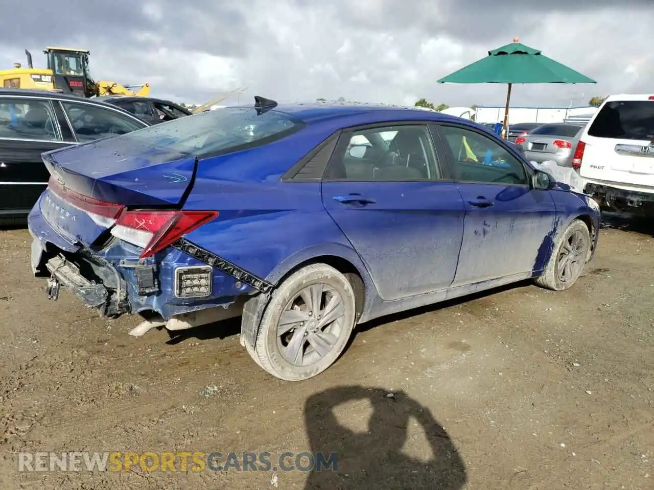 3 Photograph of a damaged car 5NPLS4AG2MH005963 HYUNDAI ELANTRA 2021