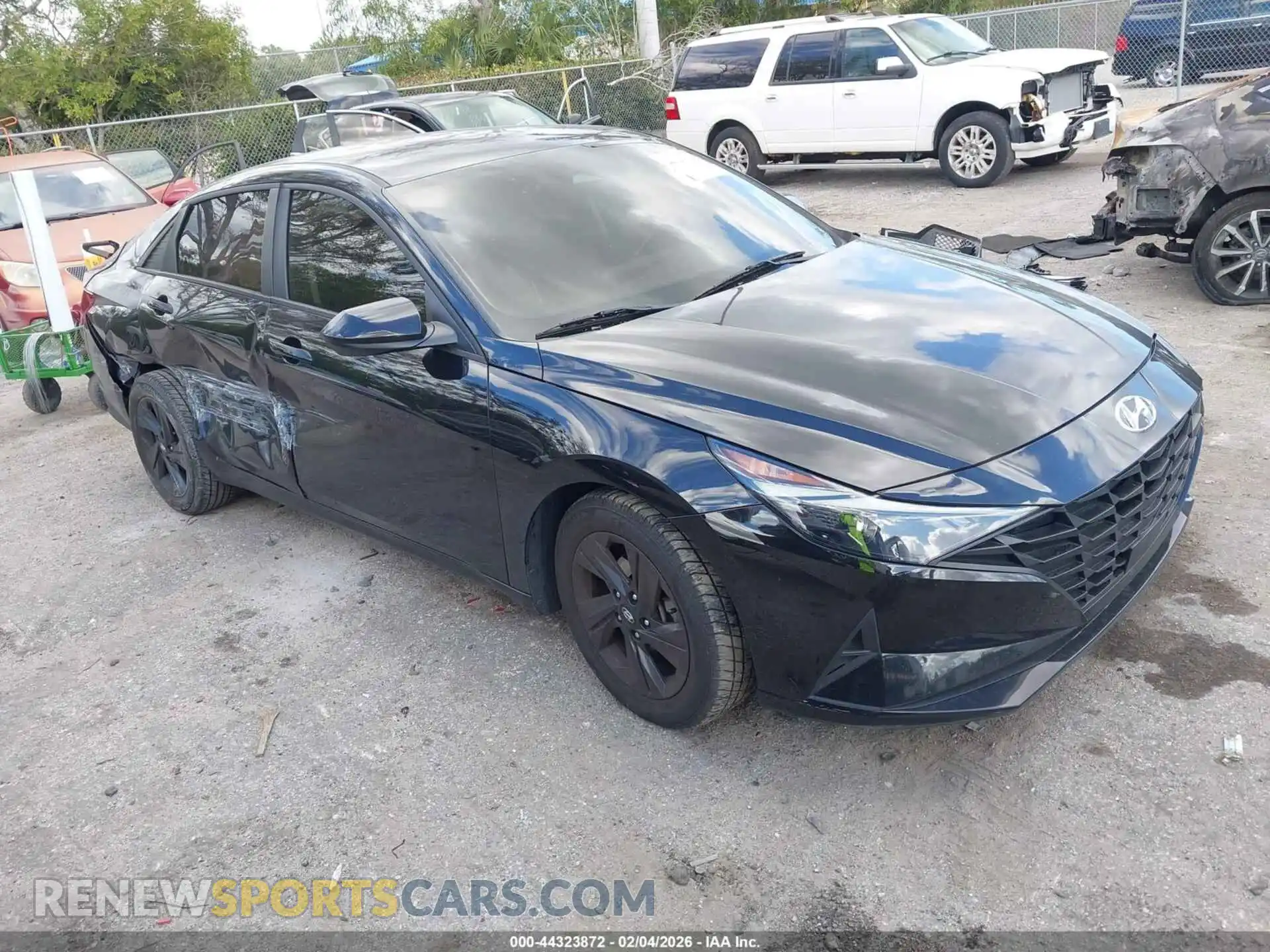 1 Photograph of a damaged car 5NPLS4AG4MH019251 HYUNDAI ELANTRA 2021