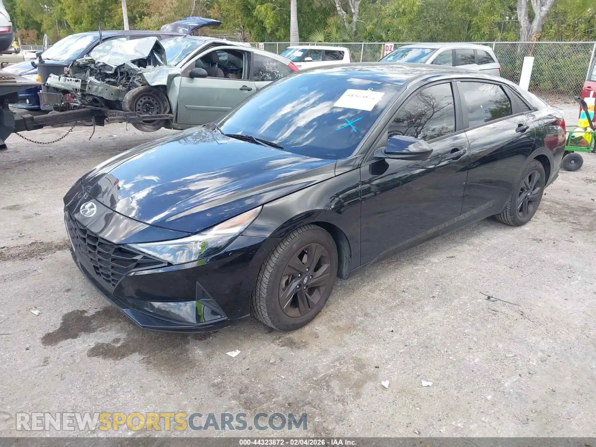 2 Photograph of a damaged car 5NPLS4AG4MH019251 HYUNDAI ELANTRA 2021