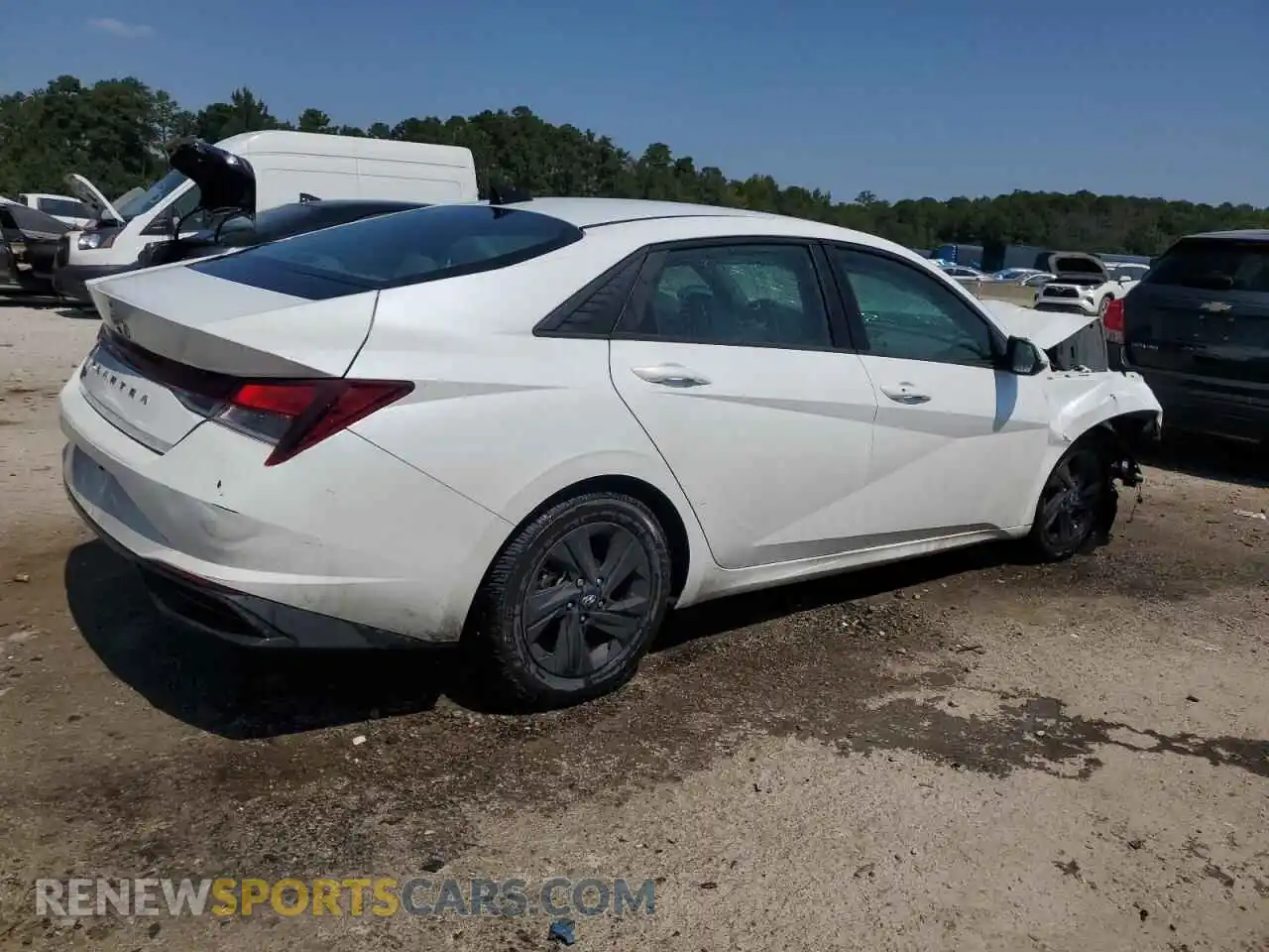 3 Photograph of a damaged car 5NPLS4AG5MH029867 HYUNDAI ELANTRA 2021