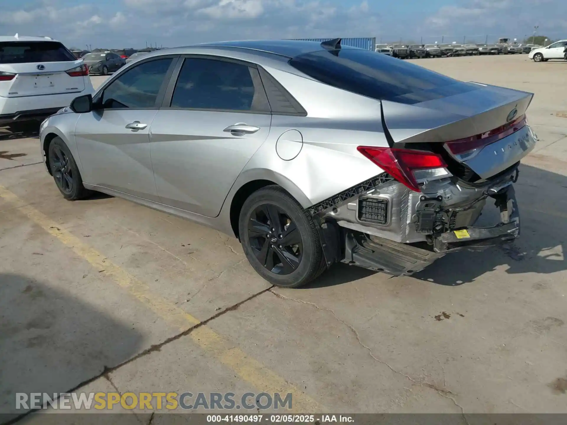3 Photograph of a damaged car 5NPLS4AG5MH044224 HYUNDAI ELANTRA 2021