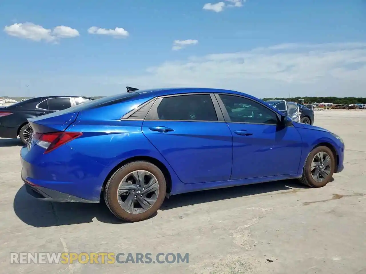 3 Фотография поврежденного автомобиля 5NPLS4AG6MH010003 HYUNDAI ELANTRA 2021